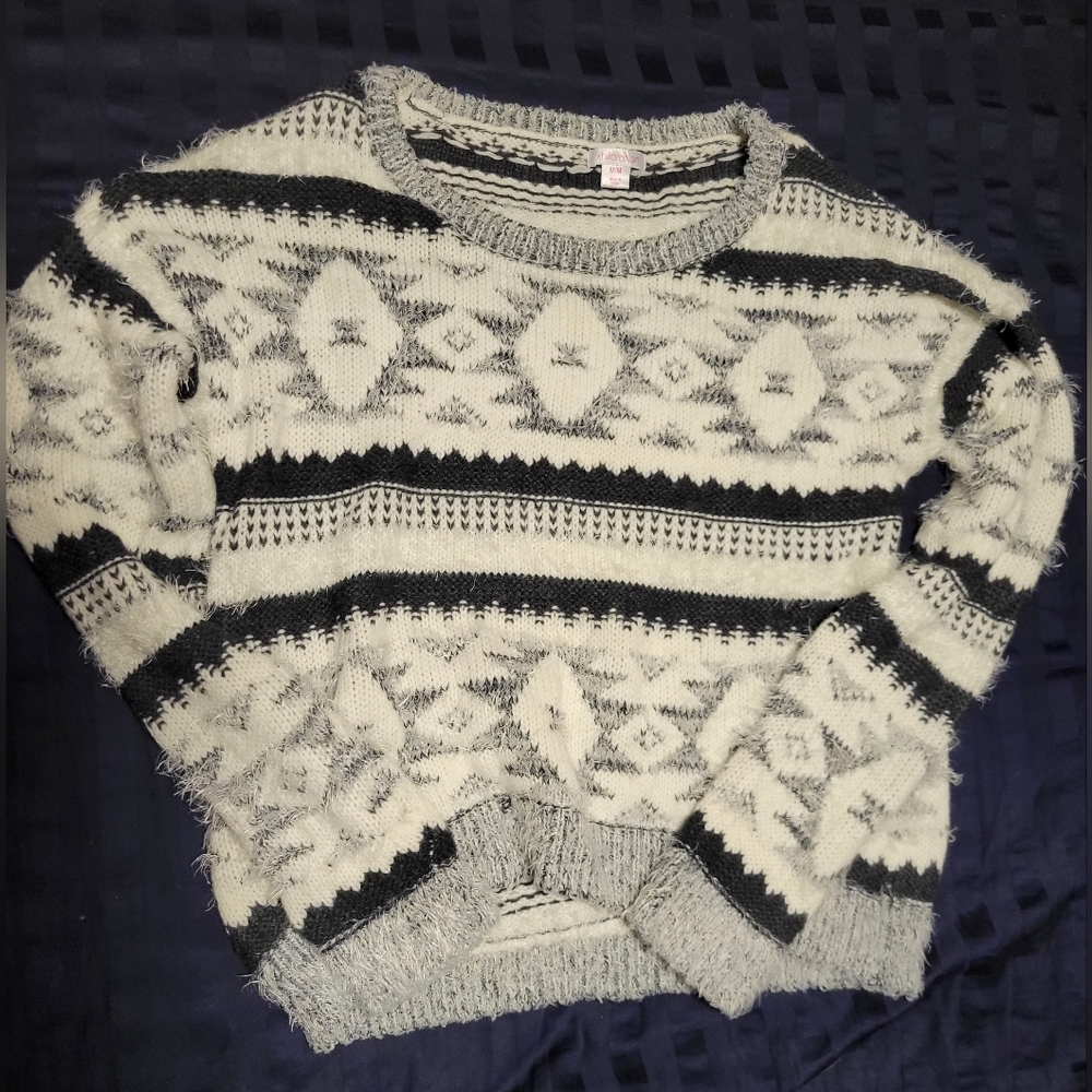 Xhiliration crop sweater